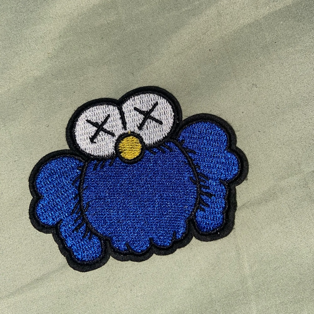 KAWS x UNIQLO COOKIE MONSTER PATCH